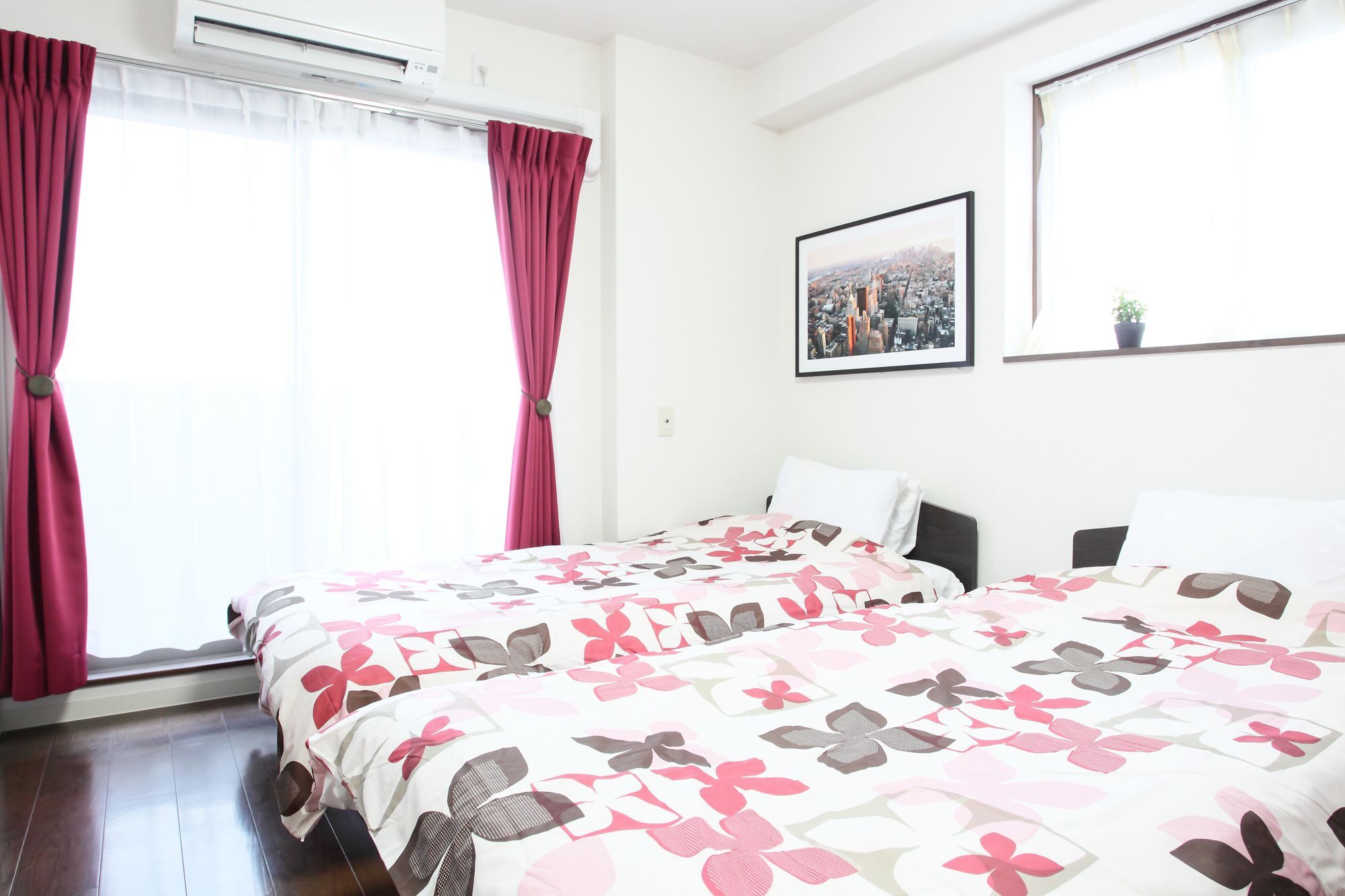 Ferienwohnung La Familia Yamasaka Ōsaka Exterior foto