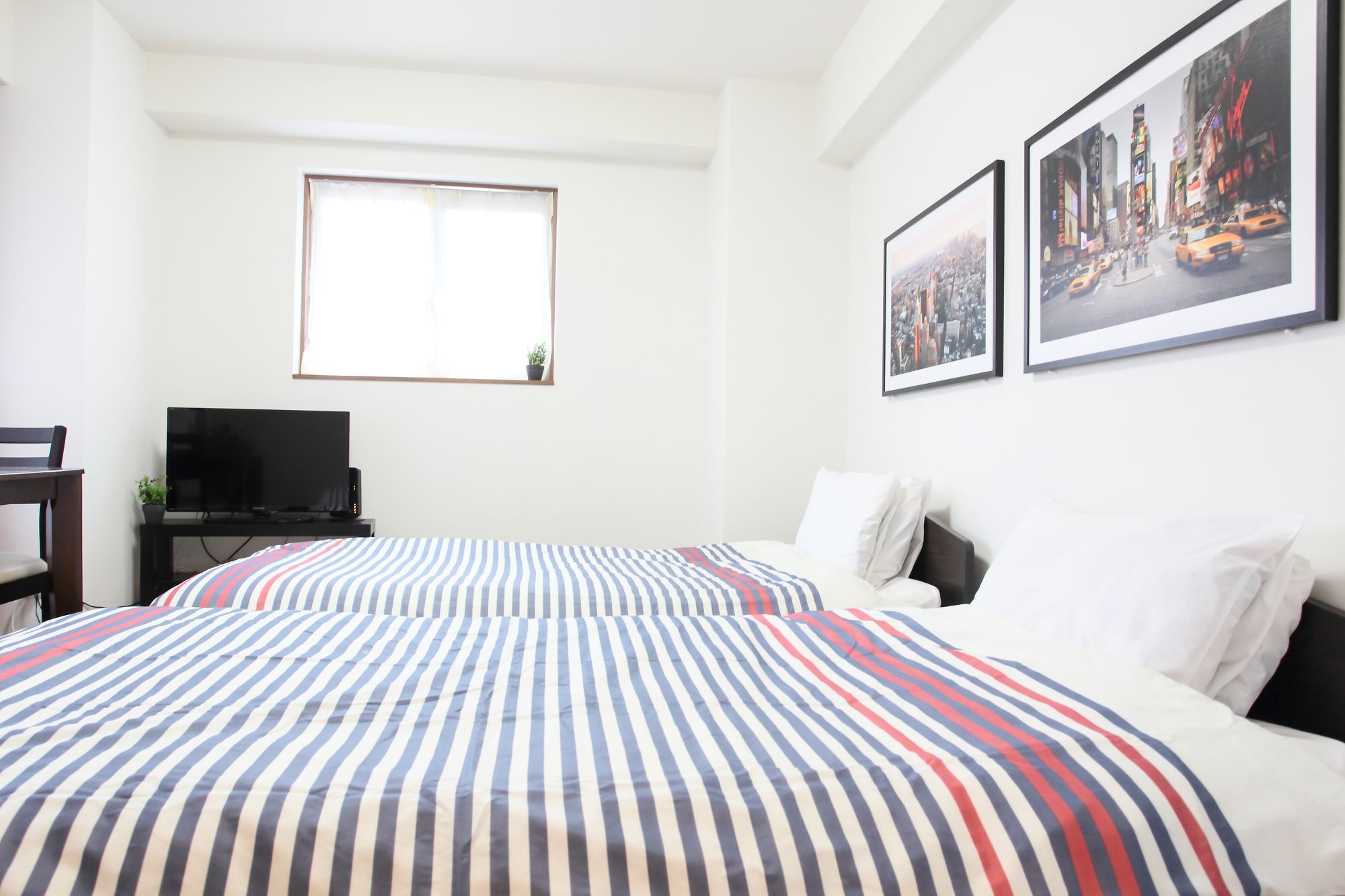 Ferienwohnung La Familia Yamasaka Ōsaka Exterior foto